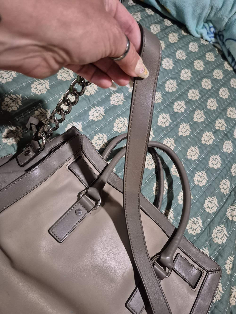 Michael Kors Hamilton Tote - Picture 5 of 13